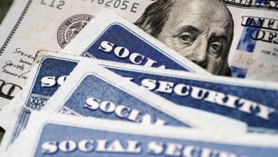 seniors-receiving-2025-cola-social-security-checks-this-week-struggle-to-make-ends-meet-as-2.5%-increase-falls-short-–-financial-freedom-countdown